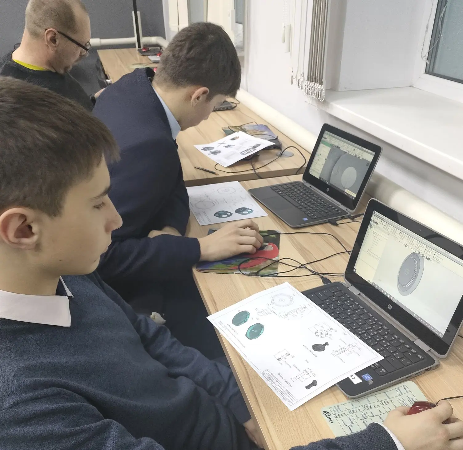 Создаем 3D модели по чертежам Создаем 3D модели по чертежам